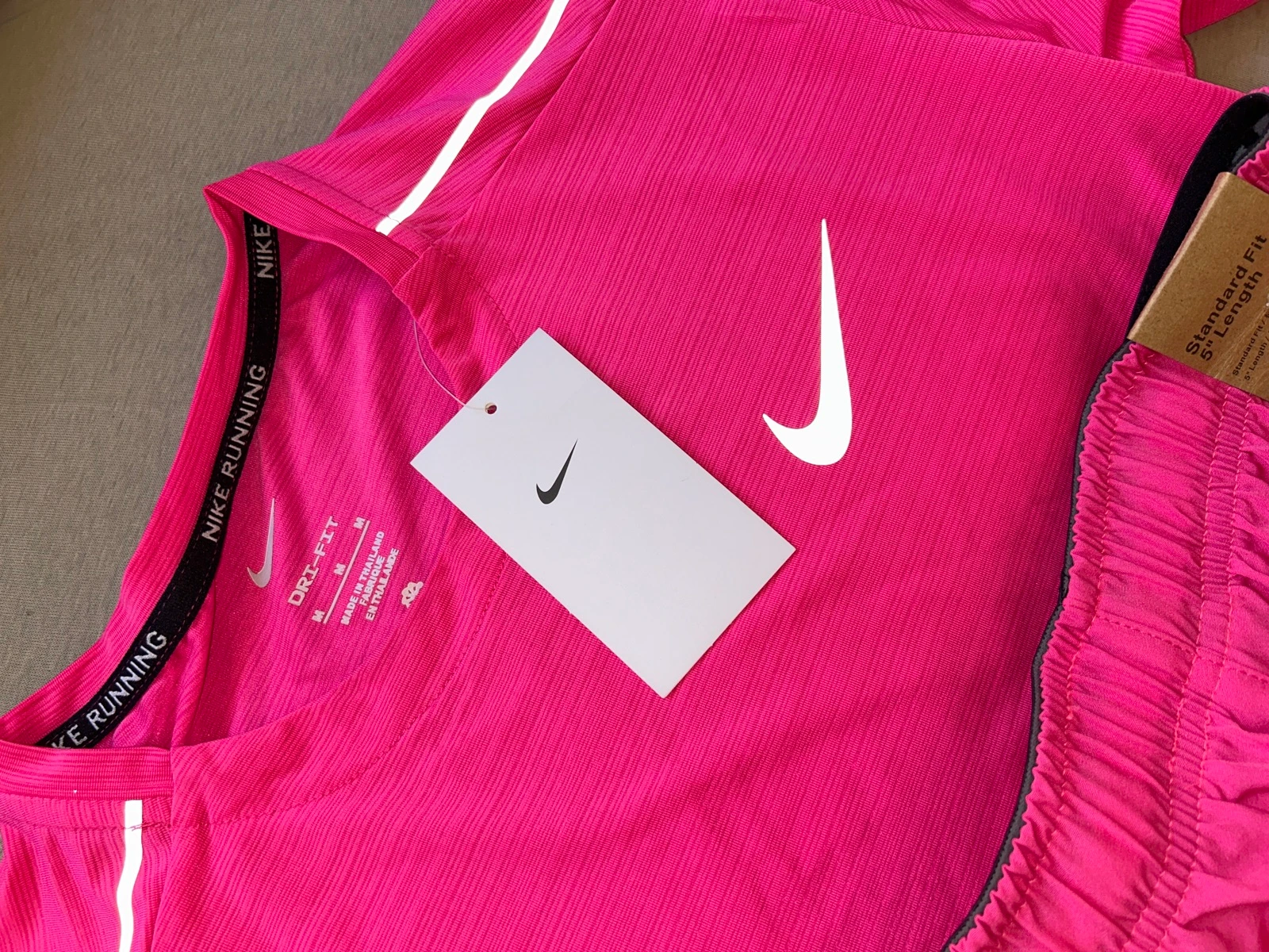 Ensmenle Running Nike  – photo 2